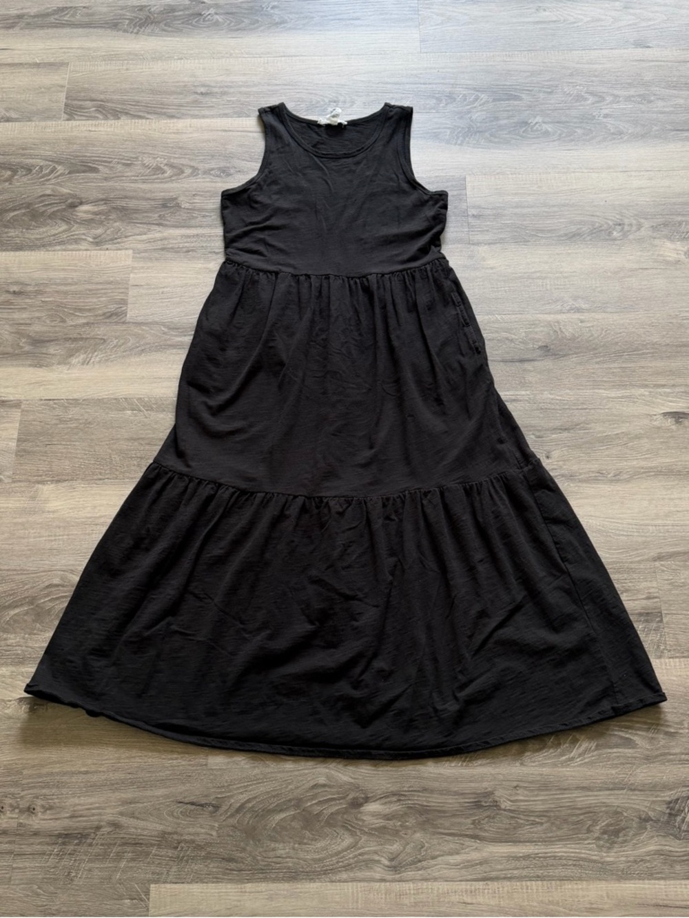 LUCKY BRAND Black Sleeveless Tiered midi Dress